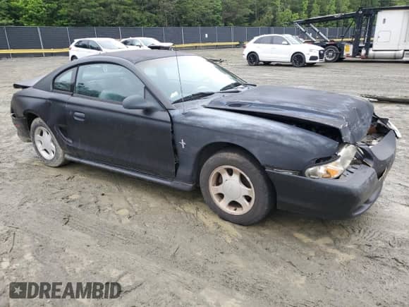 1994 Ford Mustang z VIN 1FALP4041RF222565, wystawiony jako Copart lot #58358305 z przebiegiem 197 853 mil mil oraz Szkoda całkowita • Salvage title. Historia ofert i sprzedaży dostępna na DreamBid. Obrazek 4.