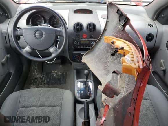 2005 Chevrolet Aveo LS с VIN KL1TD62635B353213, выставлен на аукционе Copart как лот 65935865 с пробегом 193 966 миль миль и Списание • Salvage title. История ставок и продаж доступна на DreamBid. Изображение 8.