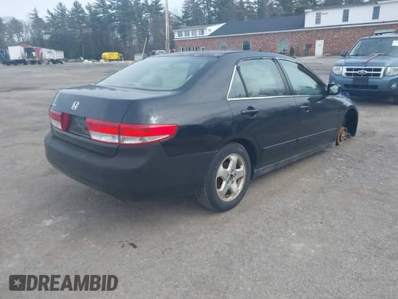 2003 Honda Accord LX z VIN 1HGCM66333A038599, wystawiony jako IAAI lot #42059388 z przebiegiem Nie podano mil oraz . Historia ofert i sprzedaży dostępna na DreamBid. Obrazek 4.