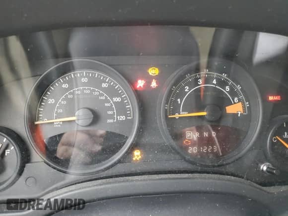 2014 Jeep Compass Sport с VIN 1C4NJDBB1ED572249, выставлен на аукционе Copart как лот 86251595 с пробегом 201 223 миль миль и Чистый • Clean title. История ставок и продаж доступна на DreamBid. Изображение 9.