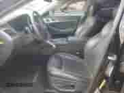 2015 Hyundai Genesis 3.8L z VIN KMHGN4JE6FU068219, wystawiony jako Copart lot #70892164 z przebiegiem Nie podano mil oraz Szkoda całkowita • Salvage title. Historia ofert i sprzedaży dostępna na DreamBid. Obrazek 7.