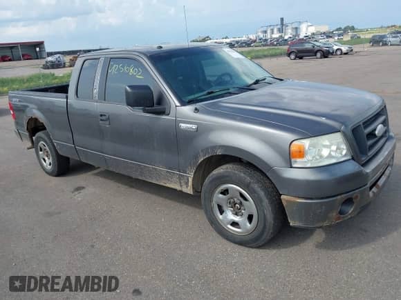 2006 Ford F-150 STX с VIN 1FTRX12W66FA38915, выставлен на аукционе IAAI как лот 42510802 с пробегом Не указан миль и . История ставок и продаж доступна на DreamBid. Изображение 1.