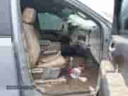 2024 Chevrolet Silverado 1500 Custom Trail Boss z VIN 3GCPDCEK2RG197468, wystawiony jako IAAI lot #42285969 z przebiegiem Nie podano mil oraz . Historia ofert i sprzedaży dostępna na DreamBid. Obrazek 5.