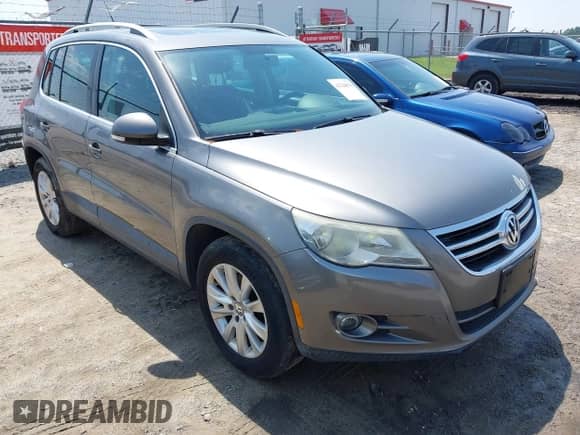 2009 Volkswagen Tiguan S с VIN WVGAV75N39W003418, выставлен на аукционе IAAI как лот 42228870 с пробегом 173 548 миль миль и . История ставок и продаж доступна на DreamBid. Изображение 1.