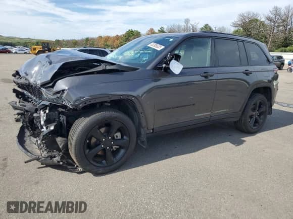 2024 Jeep Grand Cherokee Limited with VIN 1C4RJHBG7RC210023, listed as a Copart auction lot 63395635 with 26,275 mi miles and Non repairable. Bid and sale history available at DreamBid. Image 1.