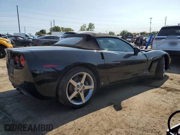 2006 Chevrolet Corvette с VIN 1G1YY36U865125842, выставлен на аукционе Copart как лот 71679785 с пробегом 77 772 миль миль и Чистый • Clean title. История ставок и продаж доступна на DreamBid. Изображение 3.
