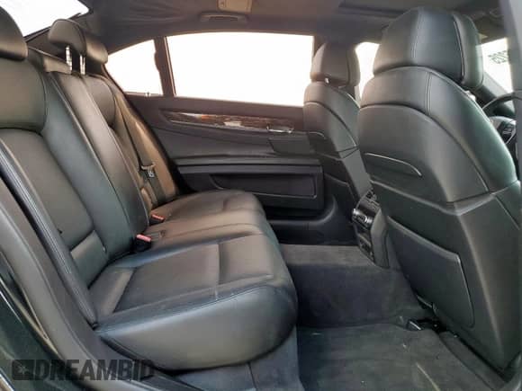 2012 BMW 7 Series 750Li с VIN WBAKB8C50CC964168, выставлен на аукционе Copart как лот 69255225 с пробегом 119 444 миль миль и Чистый • Clean title. История ставок и продаж доступна на DreamBid. Изображение 10.