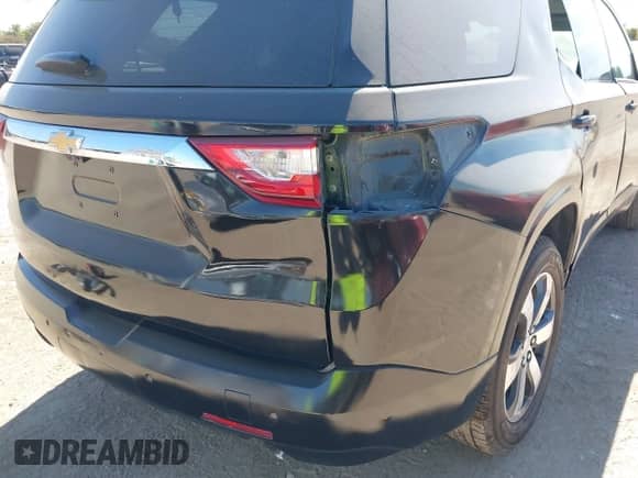 2019 Chevrolet Traverse LT z VIN 1GNERHKW0KJ115178, wystawiony jako IAAI lot #43457510 z przebiegiem 127 984 mil mil oraz . Historia ofert i sprzedaży dostępna na DreamBid. Obrazek 21.