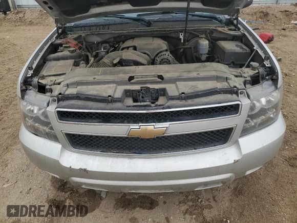 2011 Chevrolet Tahoe LT with VIN 1GNSKBE09BR200534, listed as a Copart auction lot 68920725 with 247,976 mi miles and Clean title. Bid and sale history available at DreamBid. Image 12.