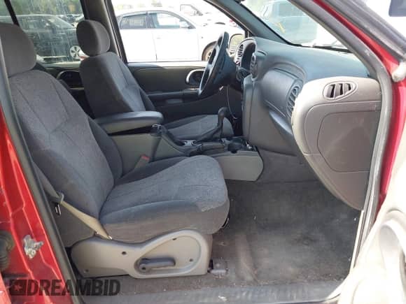 2004 Chevrolet TrailBlazer LT с VIN 1GNDT13S342254430, выставлен на аукционе IAAI как лот 42960131 с пробегом 228 454 миль миль и . История ставок и продаж доступна на DreamBid. Изображение 5.