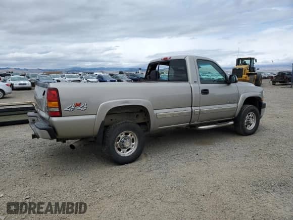 2002 Chevrolet Silverado 2500HD LS с VIN 1GCHK24U52E249941, выставлен на аукционе Copart как лот 49838645 с пробегом 63 953 миль миль и Чистый • Clean title. История ставок и продаж доступна на DreamBid. Изображение 3.