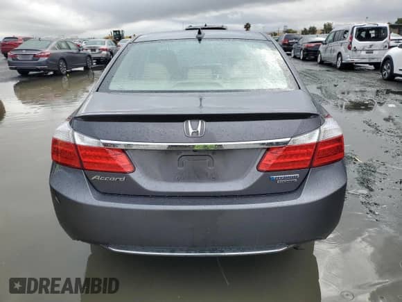 2014 Honda Accord Touring с VIN 1HGCR6F70EA008340, выставлен на аукционе Copart как лот 81909535 с пробегом Не указан миль и Списание • Salvage title. История ставок и продаж доступна на DreamBid. Изображение 6.