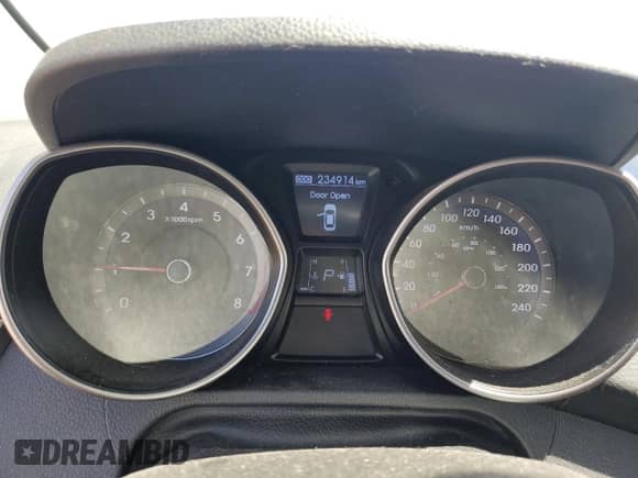 2013 Hyundai Elantra with VIN KMHD25LE4DU067727, listed as a Copart auction lot 65455935 with 234,914 mi miles and Salvage title. Bid and sale history available at DreamBid. Image 9.