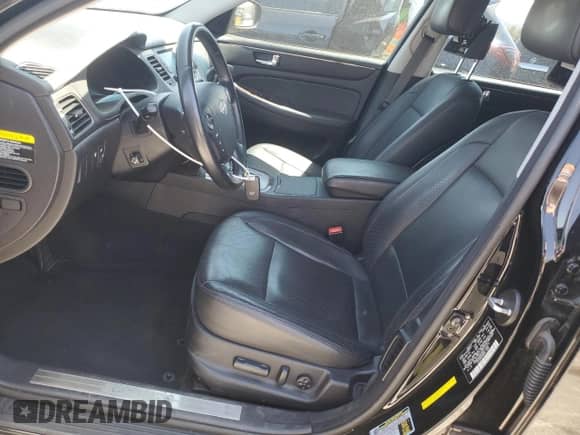 2011 Hyundai Genesis with VIN KMHGC4DEXBU124271, listed as a Copart auction lot 69627815 with 73,166 mi miles and Salvage title. Bid and sale history available at DreamBid. Image 7.
