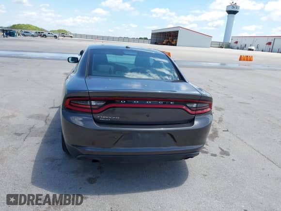2020 Dodge Charger Police z VIN 2C3CDXKT5LH124223, wystawiony jako IAAI lot #42700911 z przebiegiem 122 995 mil mil oraz . Historia ofert i sprzedaży dostępna na DreamBid. Obrazek 17.