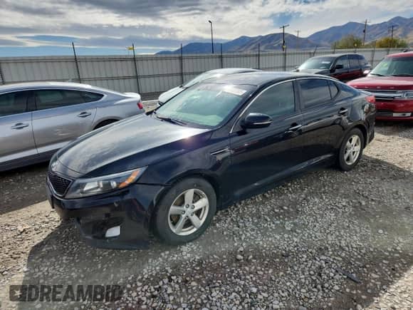 2015 Kia Optima LX с VIN 5XXGM4A71FG477355, выставлен на аукционе Copart как лот 82500385 с пробегом 155 137 миль миль и Чистый • Clean title. История ставок и продаж доступна на DreamBid. Изображение 1.