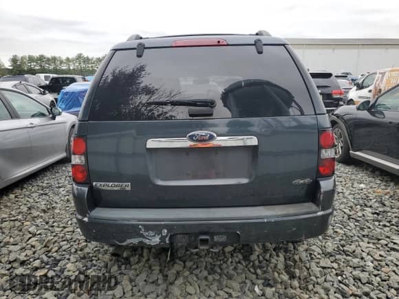 2010 Ford Explorer XLT z VIN 1FMEU7DE2AUA04971, wystawiony jako Copart lot #71516415 z przebiegiem 249 860 mil mil oraz Szkoda całkowita • Salvage title. Historia ofert i sprzedaży dostępna na DreamBid. Obrazek 6.