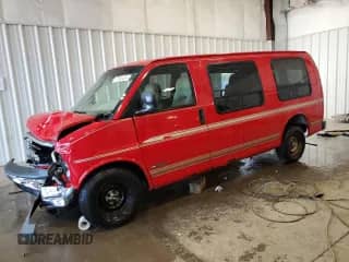 2000 Chevrolet Chevy Van с VIN 1GBFG15M4Y1211137, выставлен на аукционе Copart как лот 75990404 с пробегом 137 181 миль миль и На запчасти • Non repairable. История ставок и продаж доступна на DreamBid. Изображение 1.