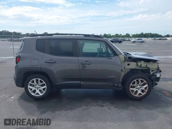 2017 Jeep Renegade Latitude с VIN ZACCJABB7HPF85356, выставлен на аукционе IAAI как лот 43229415 с пробегом 138 236 миль миль и . История ставок и продаж доступна на DreamBid. Изображение 14.