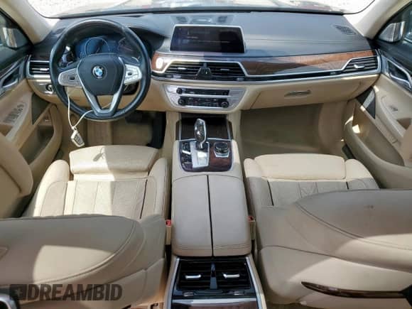2019 BMW 7 Series 750i with VIN WBA7F0C55KGM25371, listed as a Copart auction lot 65328245 with 82,000 mi miles and Clean title. Bid and sale history available at DreamBid. Image 8.