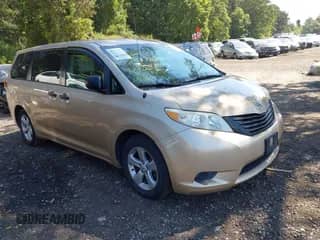 2012 Toyota Sienna with VIN 5TDZK3DCXCS196344, listed as a IAAI auction lot 43257720 with 209,133 mi miles and . Bid and sale history available at DreamBid. Image 1.