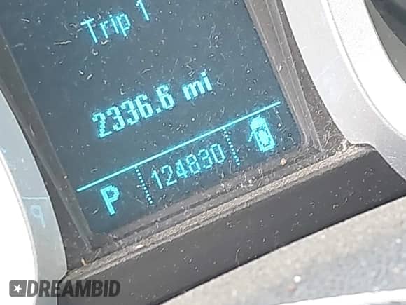 2010 Chevrolet Equinox 1LT z VIN 2CNFLDEY2A6338639, wystawiony jako IAAI lot #42395822 z przebiegiem 124 830 mil mil oraz . Historia ofert i sprzedaży dostępna na DreamBid. Obrazek 16.