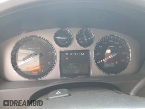 2008 Cadillac Escalade ESV with VIN 1GYFK66878R229913, listed as a Copart auction lot 60733065 with 282,220 mi miles and Clean title. Bid and sale history available at DreamBid. Image 9.