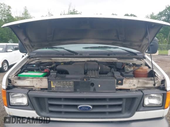 2007 Ford Econoline Cargo Commercial with VIN 1FTNE24W87DB00058, listed as a IAAI auction lot 42342560 with 283,309 mi miles and . Bid and sale history available at DreamBid. Image 10.