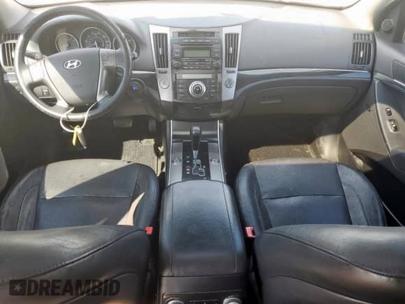 2012 Hyundai Veracruz Limited с VIN KM8NU4CC6CU200798, выставлен на аукционе Copart как лот 80888795 с пробегом 131 574 миль миль и Списание • Salvage title. История ставок и продаж доступна на DreamBid. Изображение 8.