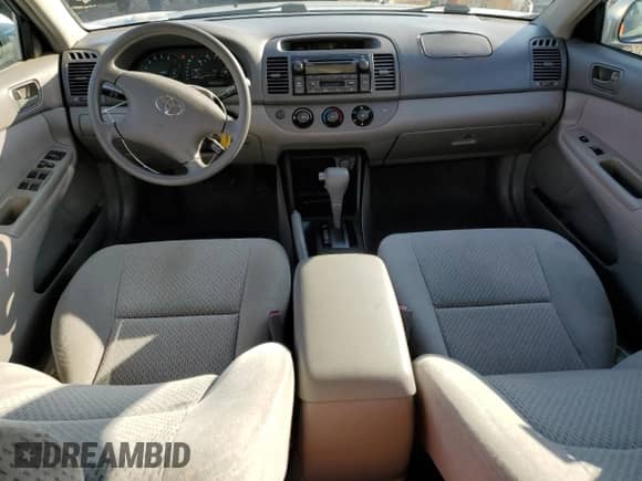 2003 Toyota Camry LE with VIN 4T1BF30K43U544407, listed as a Copart auction lot 82562555 with 151,975 mi miles and Salvage title. Bid and sale history available at DreamBid. Image 8.