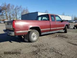 1997 Chevrolet Silverado 2500 с VIN 1GCGC29J0VE175503, выставлен на аукционе Copart как лот 42187225 с пробегом 110 701 миль миль и Списание • Salvage title. История ставок и продаж доступна на DreamBid. Изображение 3.