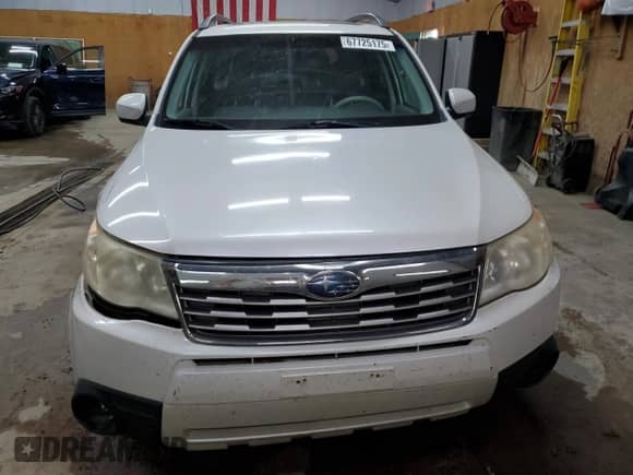 2009 Subaru Forester X with VIN JF2SH63689H758043, listed as a Copart auction lot 67725175 with 178,689 mi miles and Salvage title. Bid and sale history available at DreamBid. Image 5.