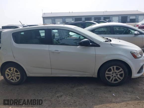 2017 Chevrolet Sonic LT с VIN 1G1JG6SH6H4158961, выставлен на аукционе IAAI как лот 42492623 с пробегом 116 742 миль миль и . История ставок и продаж доступна на DreamBid. Изображение 13.