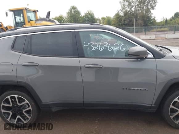 2021 Jeep Compass Limited with VIN 3C4NJDCB1MT551084, listed as a IAAI auction lot 43269626 with 87,955 mi miles and . Bid and sale history available at DreamBid. Image 14.