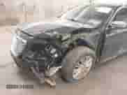 2013 Chrysler 300 C z VIN 2C3CCAKT1DH667134, wystawiony jako IAAI lot #41891856 z przebiegiem 162 489 mil mil oraz . Historia ofert i sprzedaży dostępna na DreamBid. Obrazek 6.