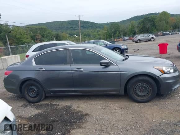 2012 Honda Accord LX z VIN 1HGCP2F32CA205664, wystawiony jako IAAI lot #43173202 z przebiegiem 120 727 mil mil oraz . Historia ofert i sprzedaży dostępna na DreamBid. Obrazek 13.