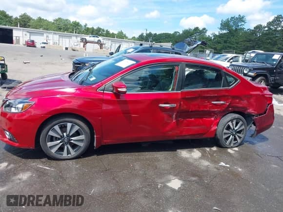 2017 Nissan Sentra SR с VIN 3N1AB7AP6HY380646, выставлен на аукционе IAAI как лот 42638419 с пробегом 62 801 миль миль и . История ставок и продаж доступна на DreamBid. Изображение 14.