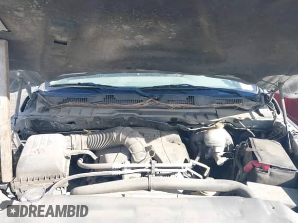 2010 Dodge 1500 Sport z VIN 3D7JV1ET4AG106498, wystawiony jako IAAI lot #40344688 z przebiegiem 158 660 mil mil oraz . Historia ofert i sprzedaży dostępna na DreamBid. Obrazek 10.