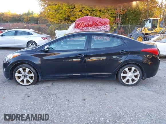 2013 Hyundai Elantra GLS с VIN KMHDH4AE7DU972099, выставлен на аукционе IAAI как лот 43489178 с пробегом 196 568 миль миль и . История ставок и продаж доступна на DreamBid. Изображение 12.