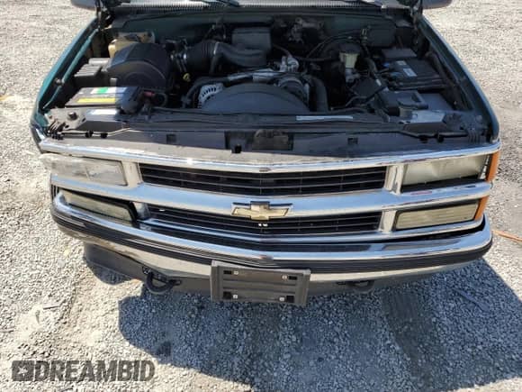 1998 Chevrolet Silverado 1500 z VIN 2GCEK19R0W1158312, wystawiony jako Copart lot #68561985 z przebiegiem 196 500 mil mil oraz Szkoda całkowita • Salvage title. Historia ofert i sprzedaży dostępna na DreamBid. Obrazek 11.
