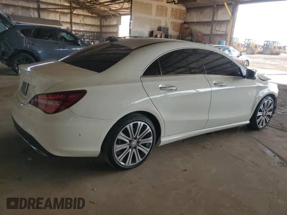 2017 Mercedes-Benz CLA 250 с VIN WDDSJ4EB9HN435059, выставлен на аукционе Copart как лот 68824425 с пробегом 112 971 миль миль и Списание • Salvage title. История ставок и продаж доступна на DreamBid. Изображение 3.