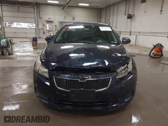 2014 Chevrolet Cruze ECO z VIN 1G1PH5SB5E7393200, wystawiony jako IAAI lot #42578302 z przebiegiem 160 001 mil mil oraz . Historia ofert i sprzedaży dostępna na DreamBid. Obrazek 12.