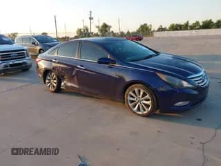 2012 Hyundai Sonata SE с VIN 5NPEC4ABXCH424961, выставлен на аукционе IAAI как лот 43154672 с пробегом 199 432 миль миль и . История ставок и продаж доступна на DreamBid. Изображение 1.
