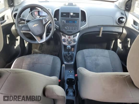 2014 Chevrolet Sonic LS с VIN 1G1JB6SH5E4179293, выставлен на аукционе Copart как лот 85748955 с пробегом 147 969 миль миль и Списание • Salvage title. История ставок и продаж доступна на DreamBid. Изображение 8.