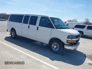2015 Chevrolet Express Passenger LT с VIN 1GAZG1FGXF1186123, выставлен на аукционе IAAI как лот 42023980 с пробегом 74 532 миль миль и . История ставок и продаж доступна на DreamBid. Изображение 1.