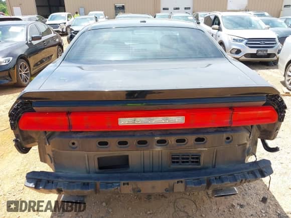 2014 Dodge Challenger R/T с VIN 2C3CDYBT0EH115289, выставлен на аукционе IAAI как лот 42060234 с пробегом 103 309 миль миль и . История ставок и продаж доступна на DreamBid. Изображение 16.