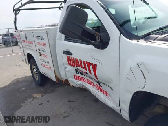 2011 Chevrolet Silverado 2500HD Work Truck z VIN 1GB0KVCG3BZ435842, wystawiony jako IAAI lot #42012293 z przebiegiem 345 993 mil mil oraz . Historia ofert i sprzedaży dostępna na DreamBid. Obrazek 6.