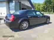 2006 Chrysler 300 C with VIN 2C3KA63H76H274864, listed as a Copart auction lot 72061735 with 201,859 mi miles and Salvage title. Bid and sale history available at DreamBid. Image 3.