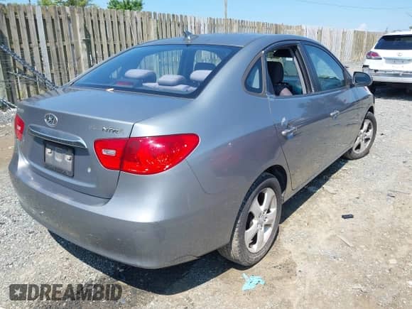 2010 Hyundai Elantra GLS с VIN KMHDU4AD9AU181555, выставлен на аукционе IAAI как лот 42618544 с пробегом 262 088 миль миль и . История ставок и продаж доступна на DreamBid. Изображение 4.