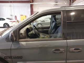 2005 Dodge Caravan SE with VIN 1D4GP24R05B206321, listed as a IAAI auction lot 43407335 with 206,806 mi miles and . Bid and sale history available at DreamBid. Image 6.